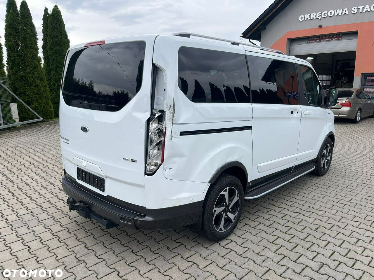 Ford Tourneo Custom - 4