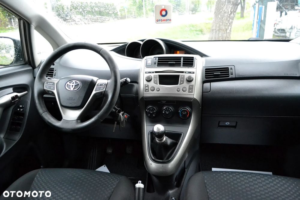 Toyota Verso 2.0 D-4D - 7