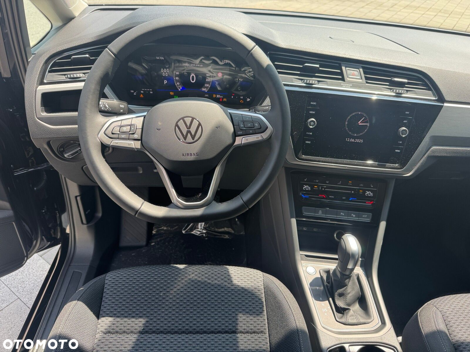 Volkswagen Touran 1.5 TSI EVO Comfortline Plus DSG - 11