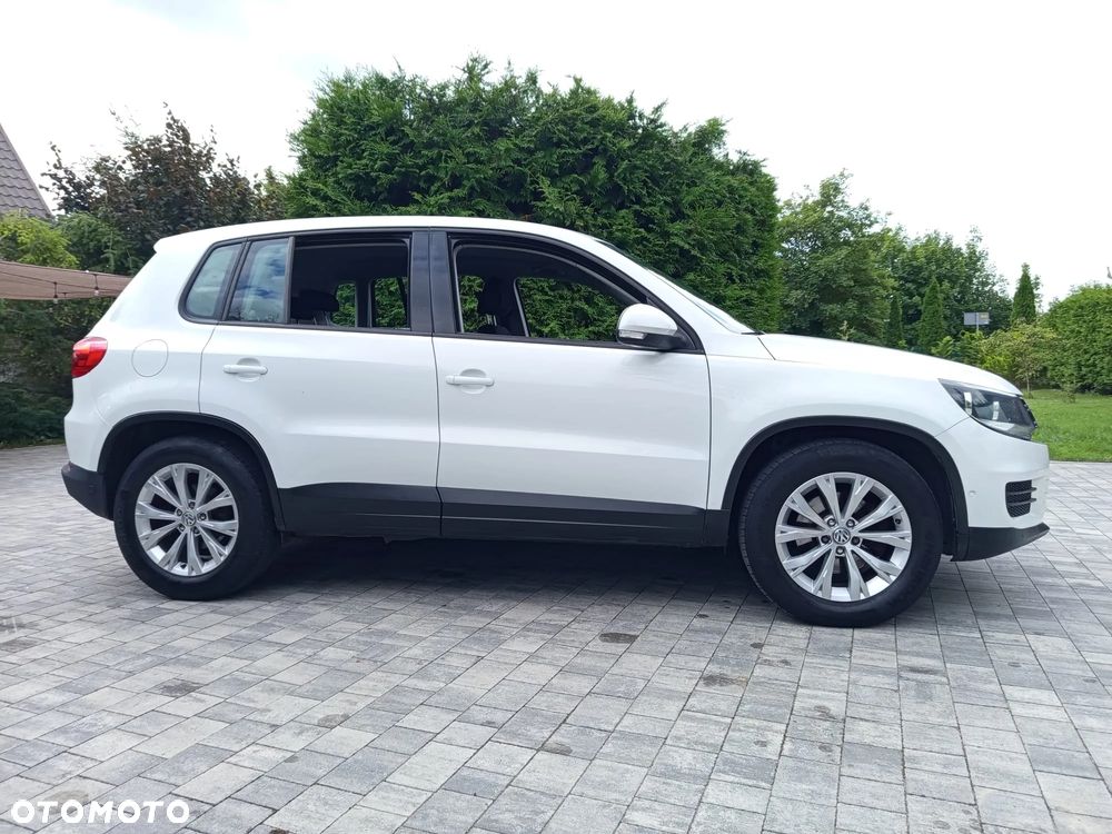 Volkswagen Tiguan 2.0 TDI DPF BlueMotion Technology Trend & Fun - 10