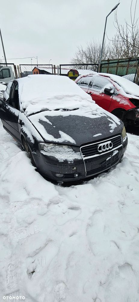 Audi a3 8P 2.0tdi części - 3