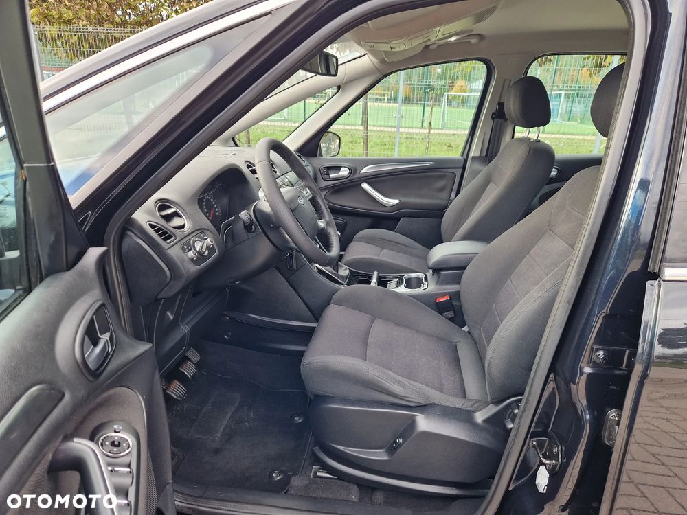 Ford S-Max - 23