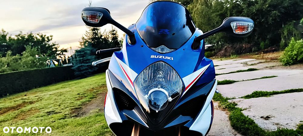 Suzuki GSX-R - 11