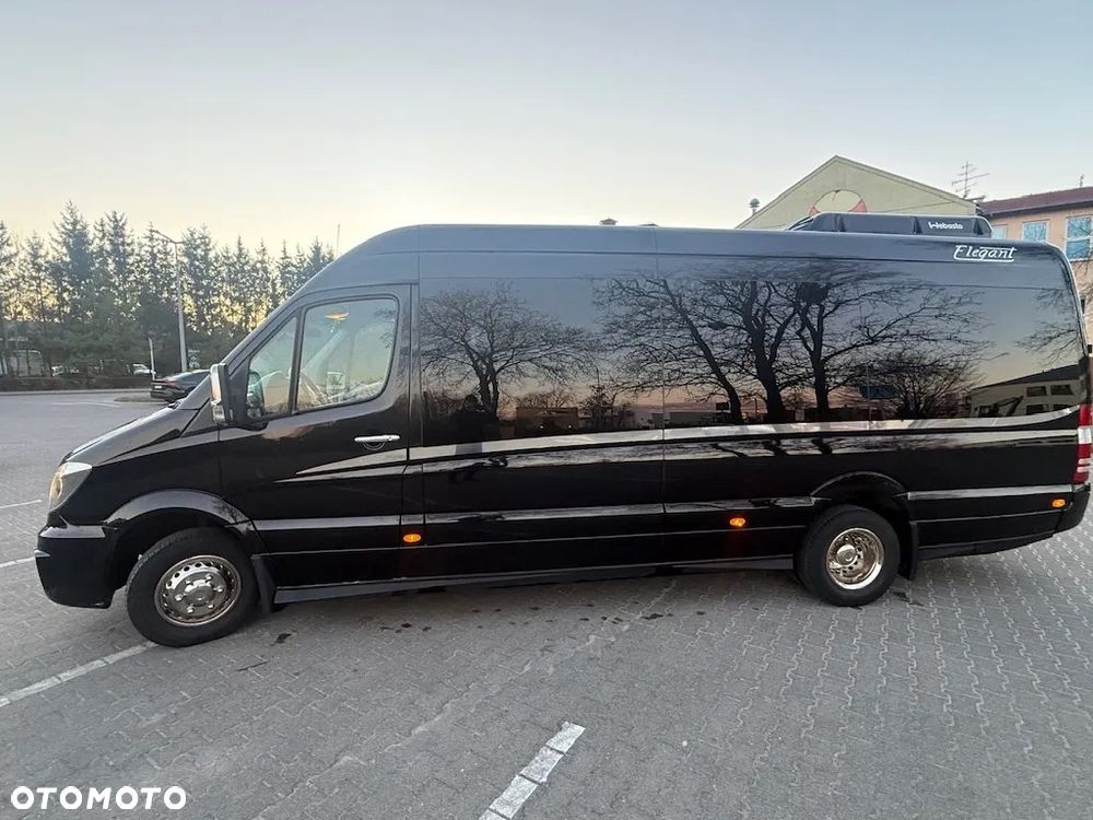 Mercedes-Benz Sprinter - 12