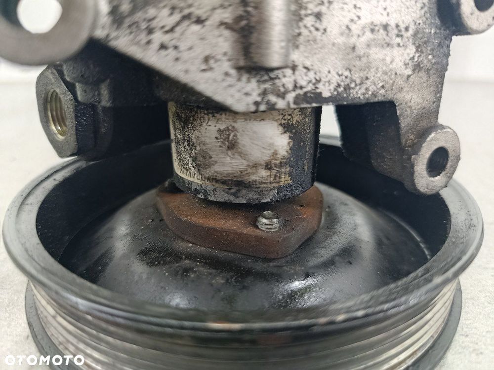 POMPA WSPOMAGANIA MERCEDES-BENZ SPRINTER W903 A6042360010 2.2 313 CDI - 2