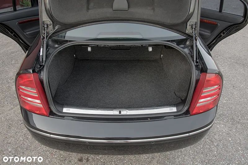 Skoda Superb 2.8 V6 Elegance - 39