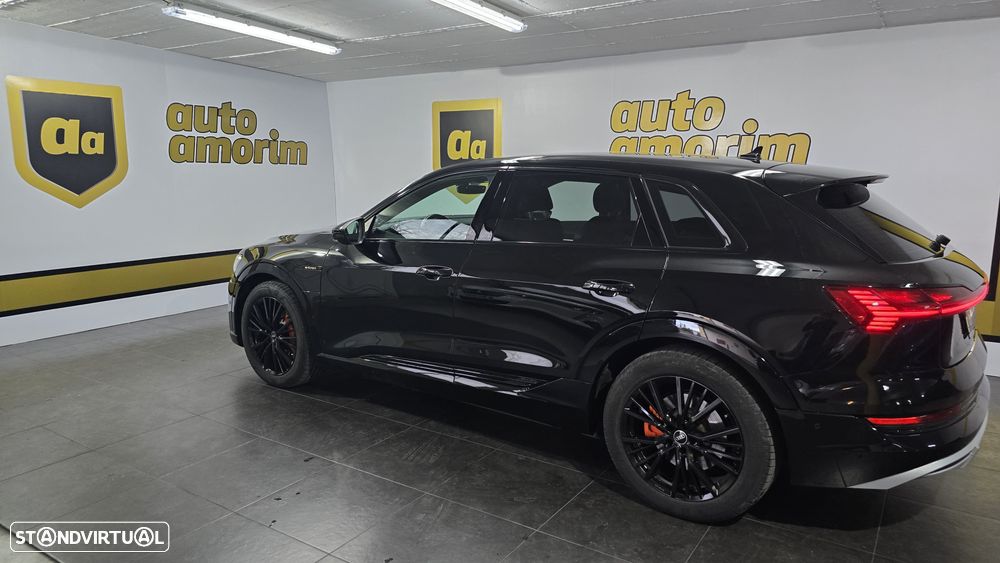 Audi e-tron 55 quattro S line - 8