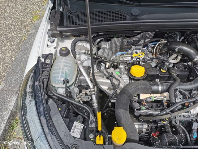 Renault Clio 1.0 TCe Evolution Bi-Fuel - 27