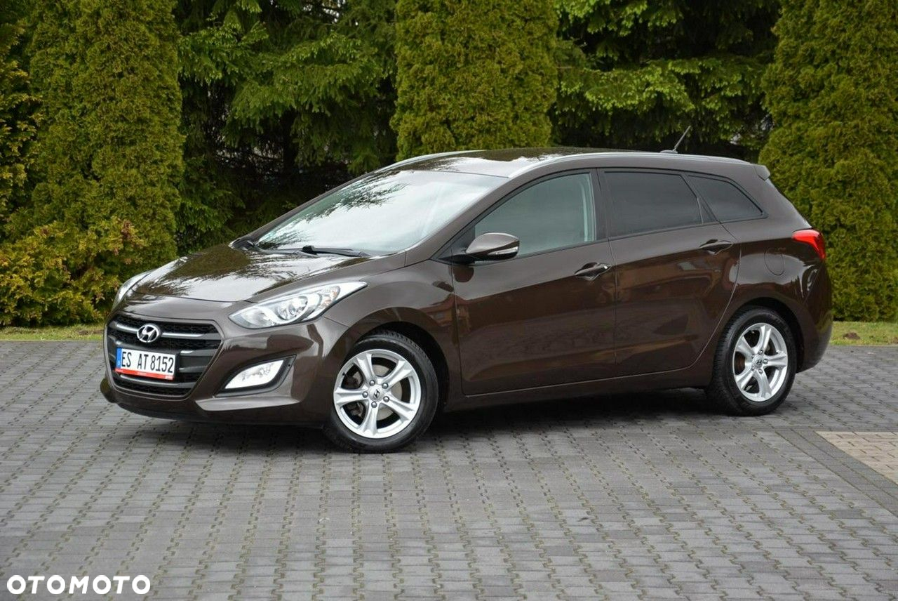 Hyundai i30 Kombi 1.4 Trend - 3