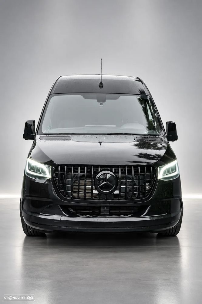 Mercedes-Benz Sprinter - 2