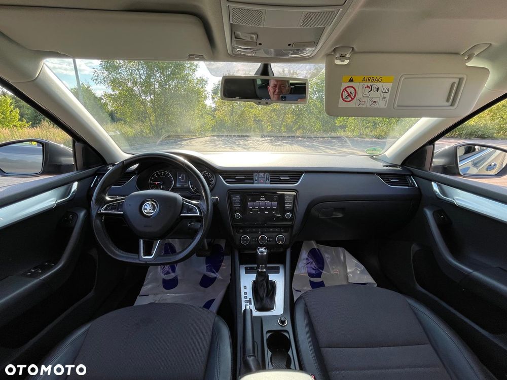 Skoda Octavia 2.0 TDI DSG Ambition - 12