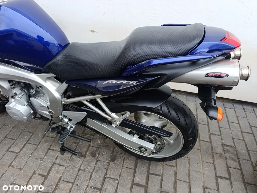 Yamaha FZ6 - 16
