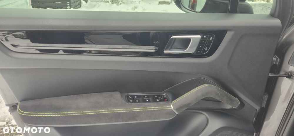 Porsche Cayenne E-Hybrid Tiptronic S - 3
