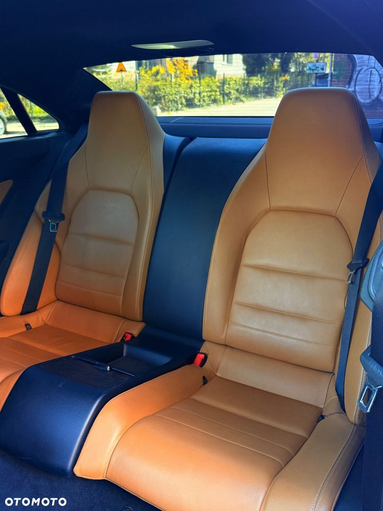 Mercedes-Benz Klasa E 250 CGI BlueEffICIENCY - 12