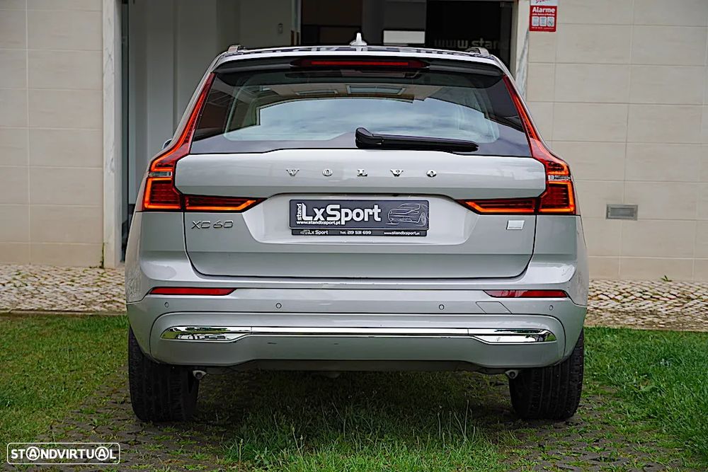Volvo XC 60 2.0 T6 PHEV Inscription AWD - 8