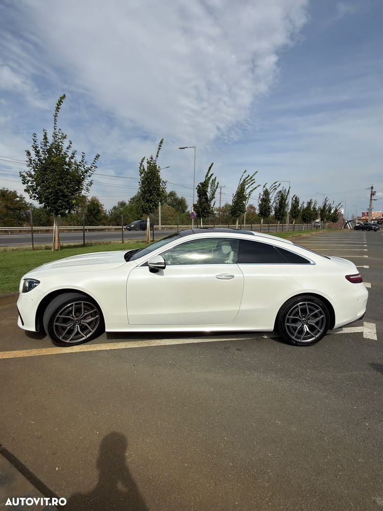 Mercedes-Benz E 200 4MATIC MHEV - 2