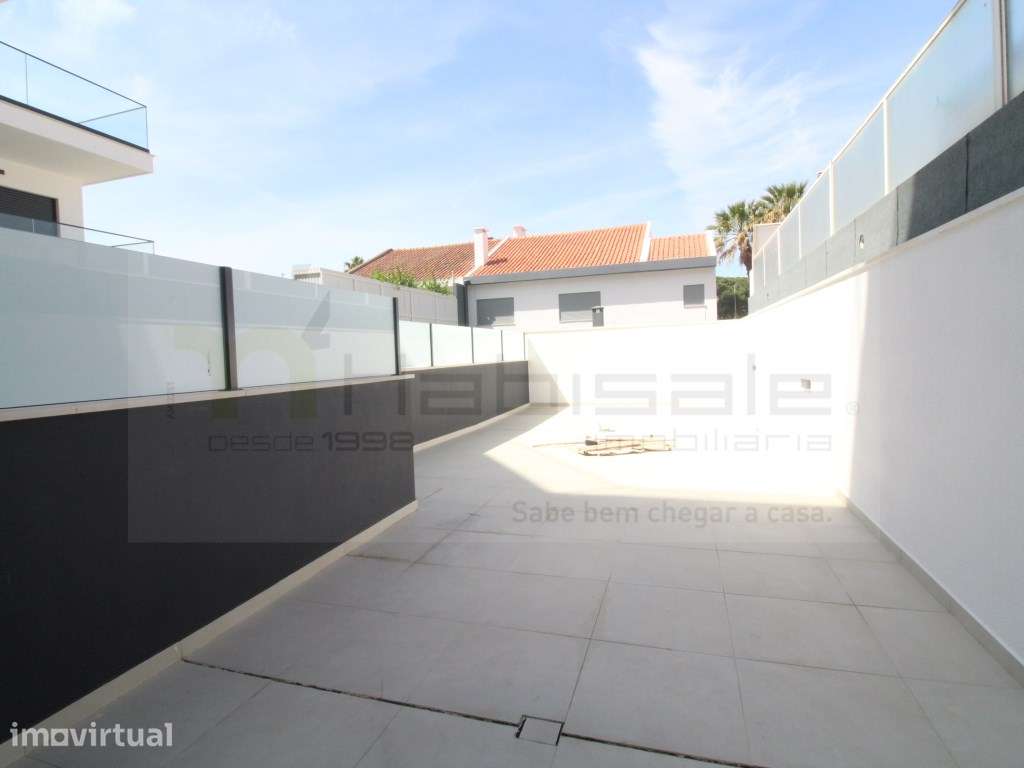 T3 com Terraço e Jacuzzi 5 minutos da praia - Grande imagem: 5/33