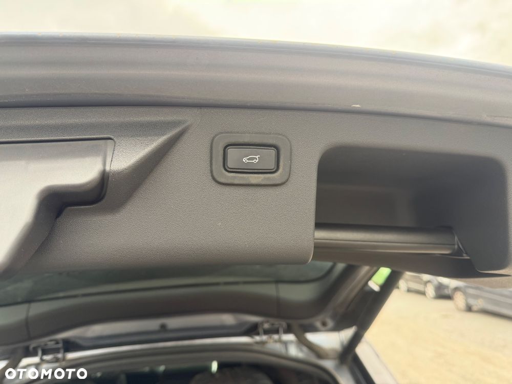 Land Rover Discovery Sport - 21