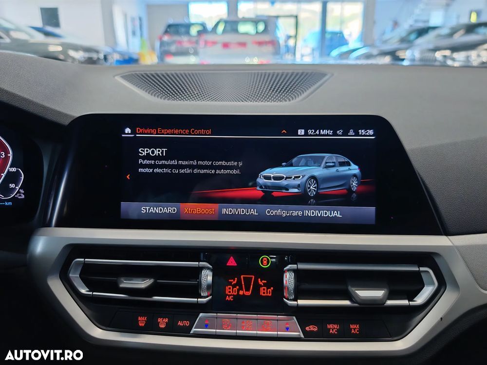 BMW Seria 3 330e AT PHEV - 12