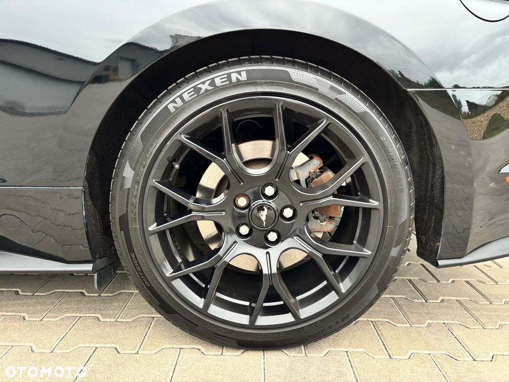 Ford Mustang - 18