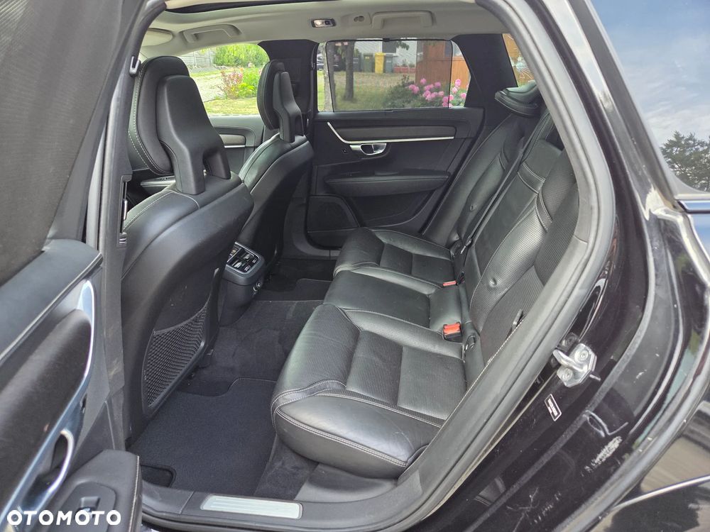 Volvo V90 Cross Country T6 AWD Pro - 6