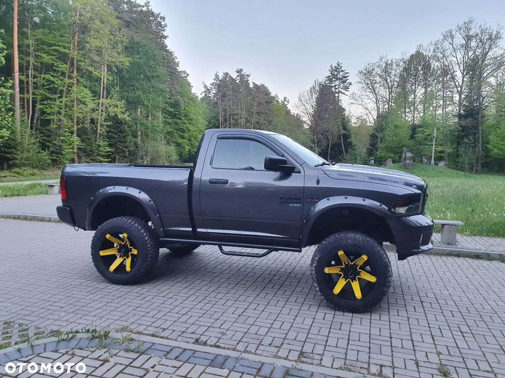 RAM 1500 - 28