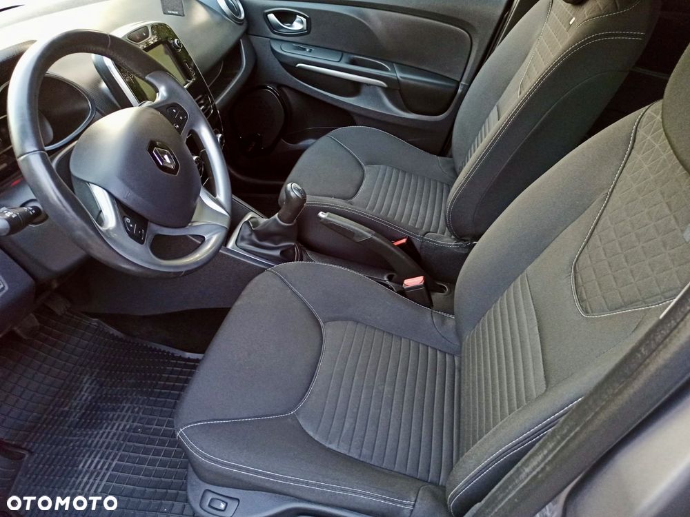 Renault Clio TCe 90 Limited - 15