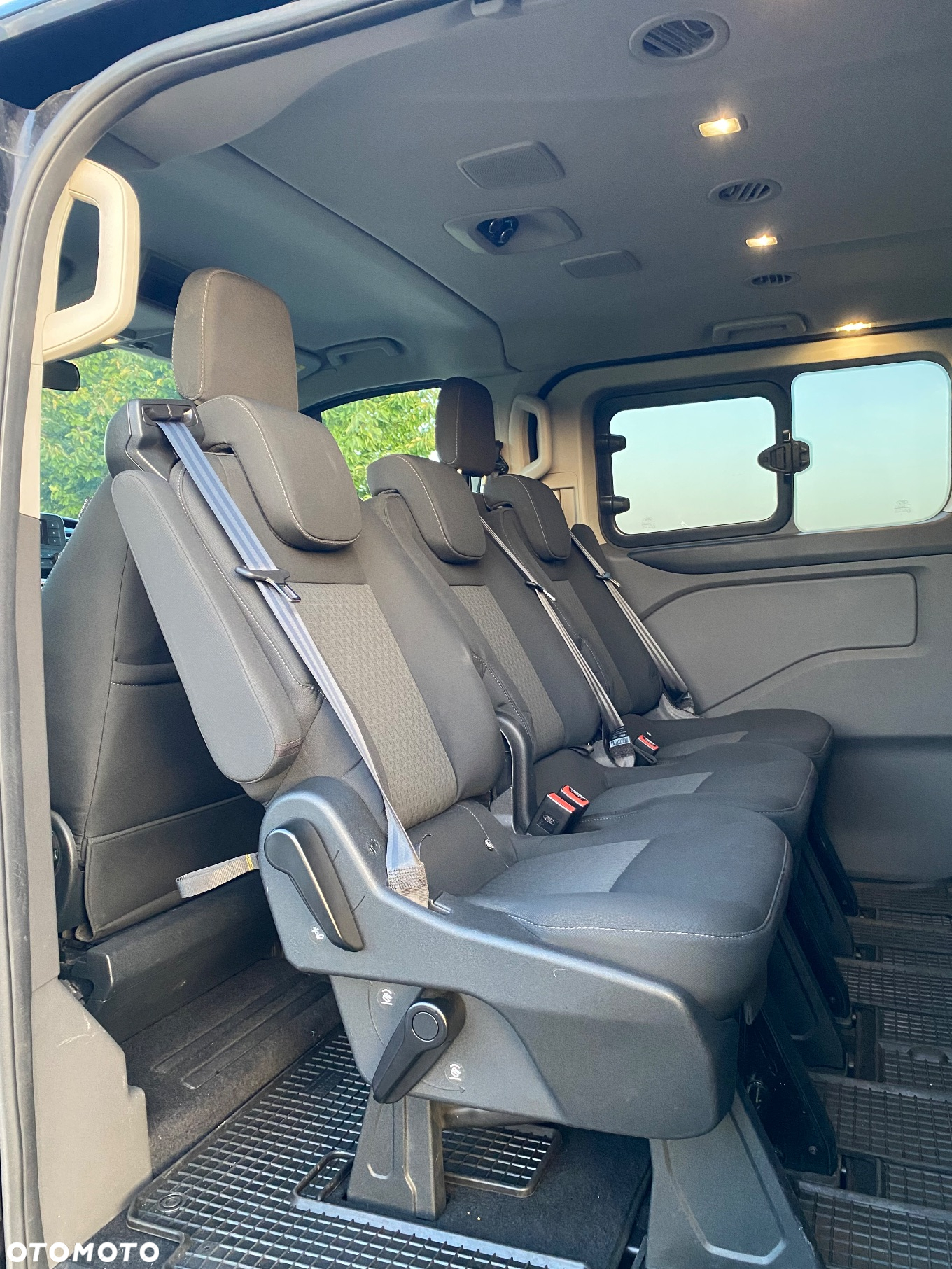 Ford Tourneo Custom 2.0 EcoBlue L1 Trend - 8