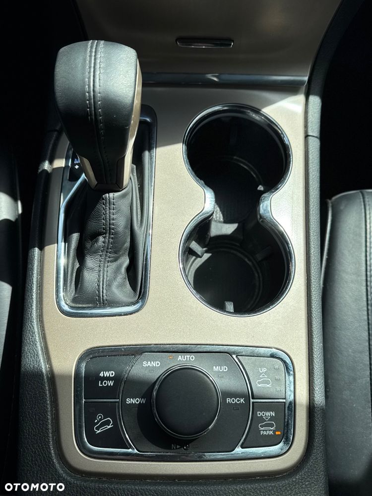 Jeep Grand Cherokee 5.7 V8 HEMI Summit - 15