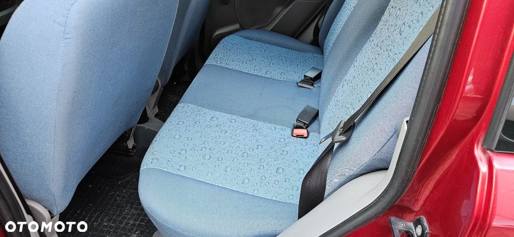 Fiat Panda 1.1 Active dla kobiet - 18