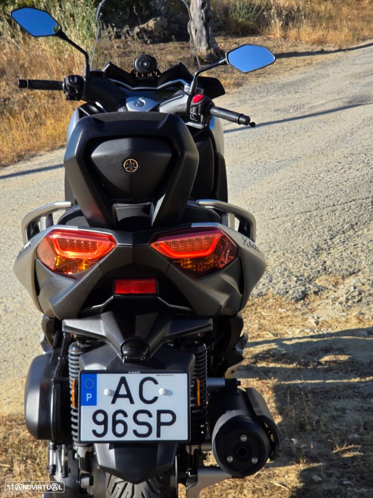 Yamaha TMAX - 4