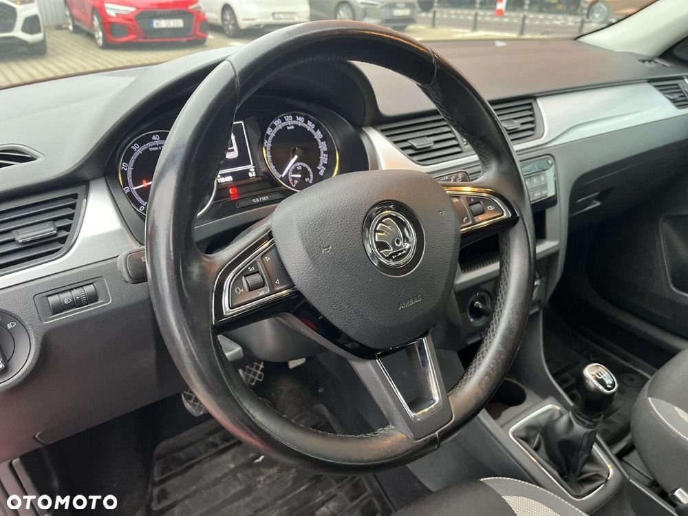 Skoda RAPID 1.0 TSI Ambition - 10