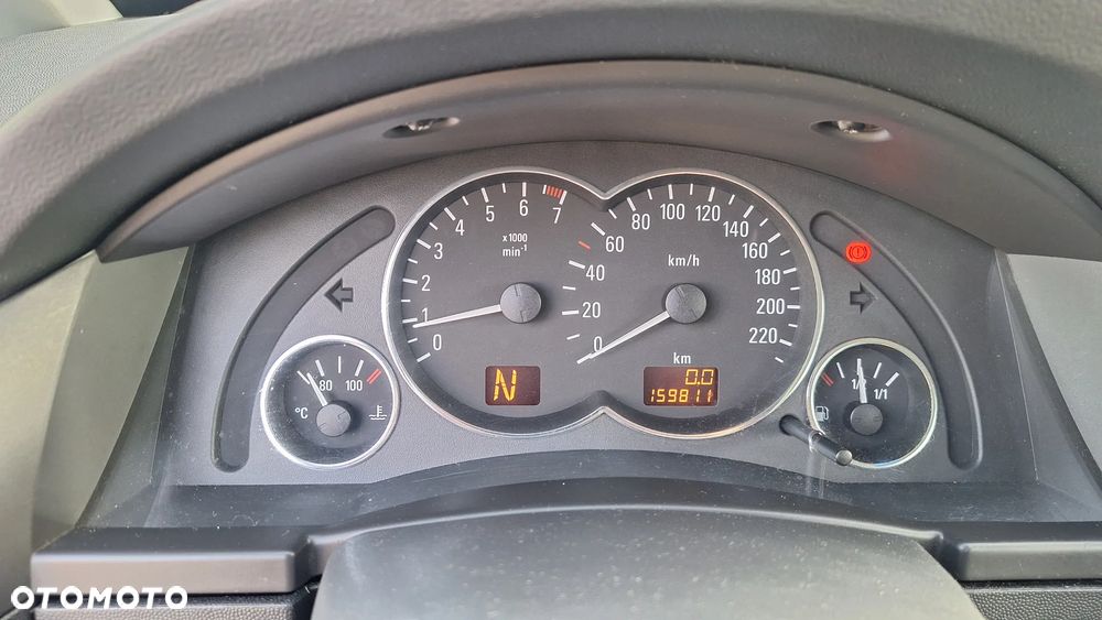 Opel Meriva - 11