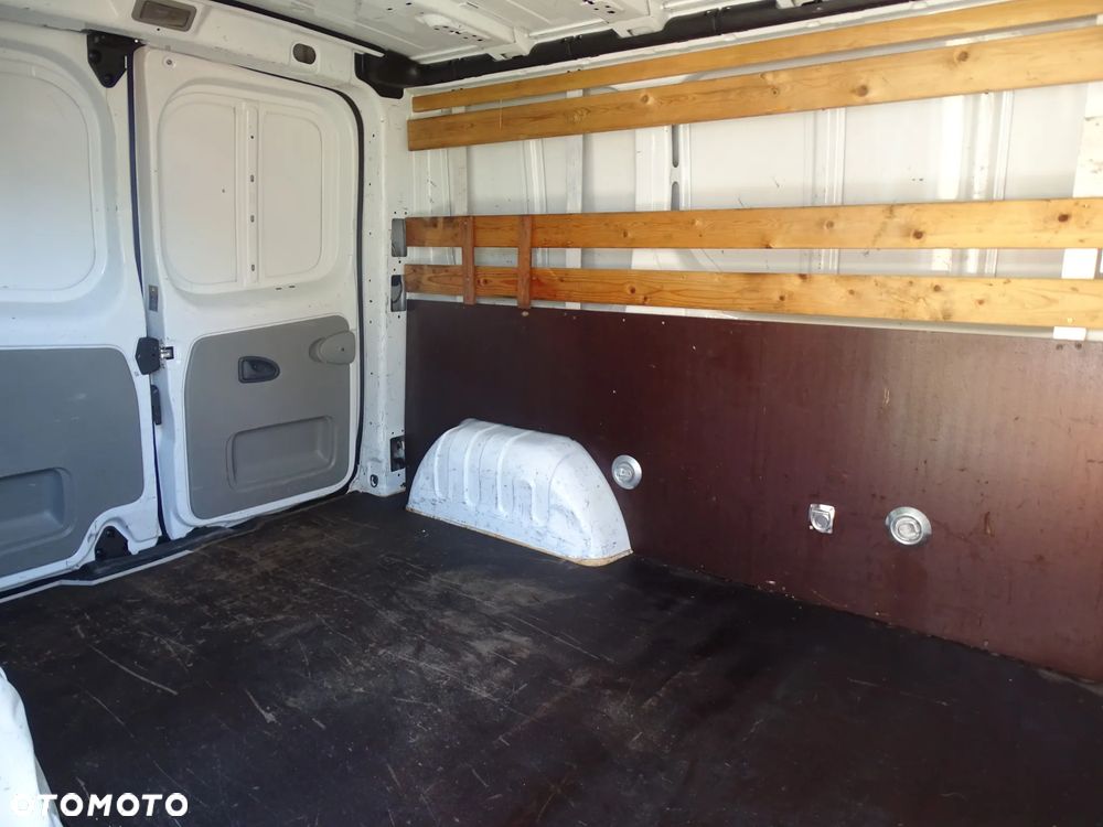 Opel Vivaro 2,0 DTI -90 KONI ,Klimatyzacja ,L1 H1 ,HAK, Zarejestrowany ,Paka długa 2,40m - 5