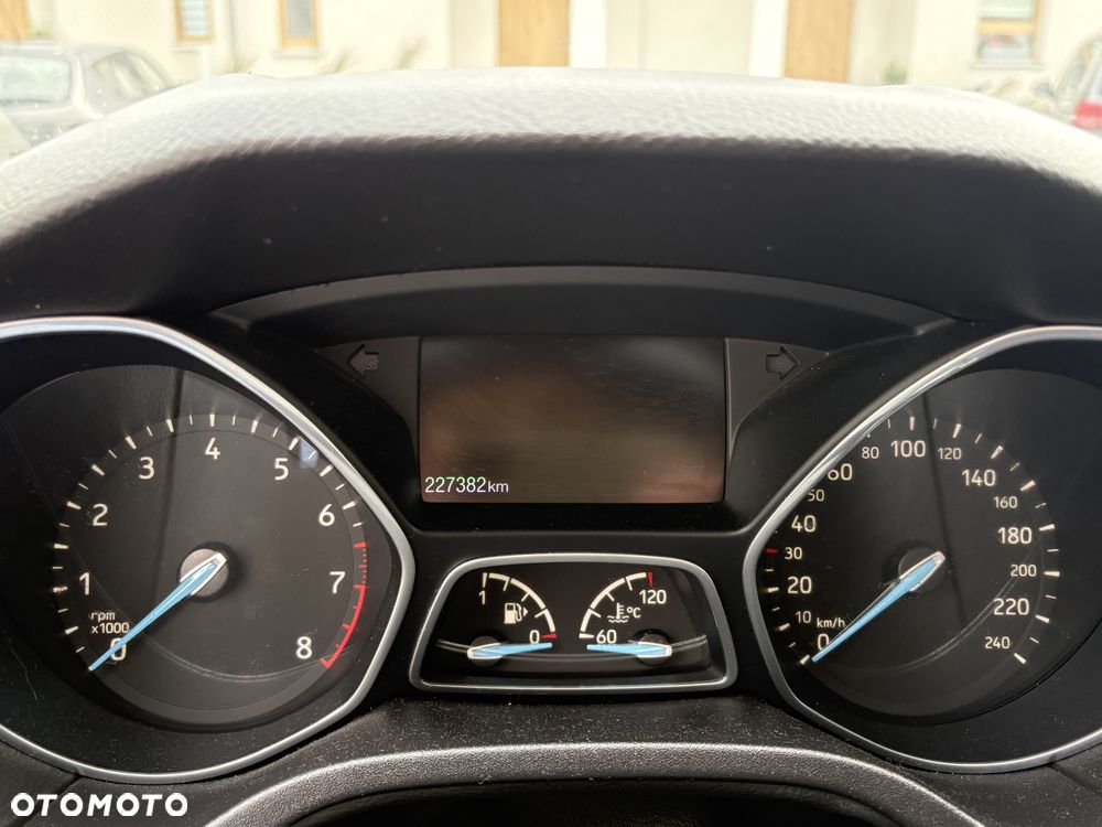 Ford Focus 1.6 Trend - 5