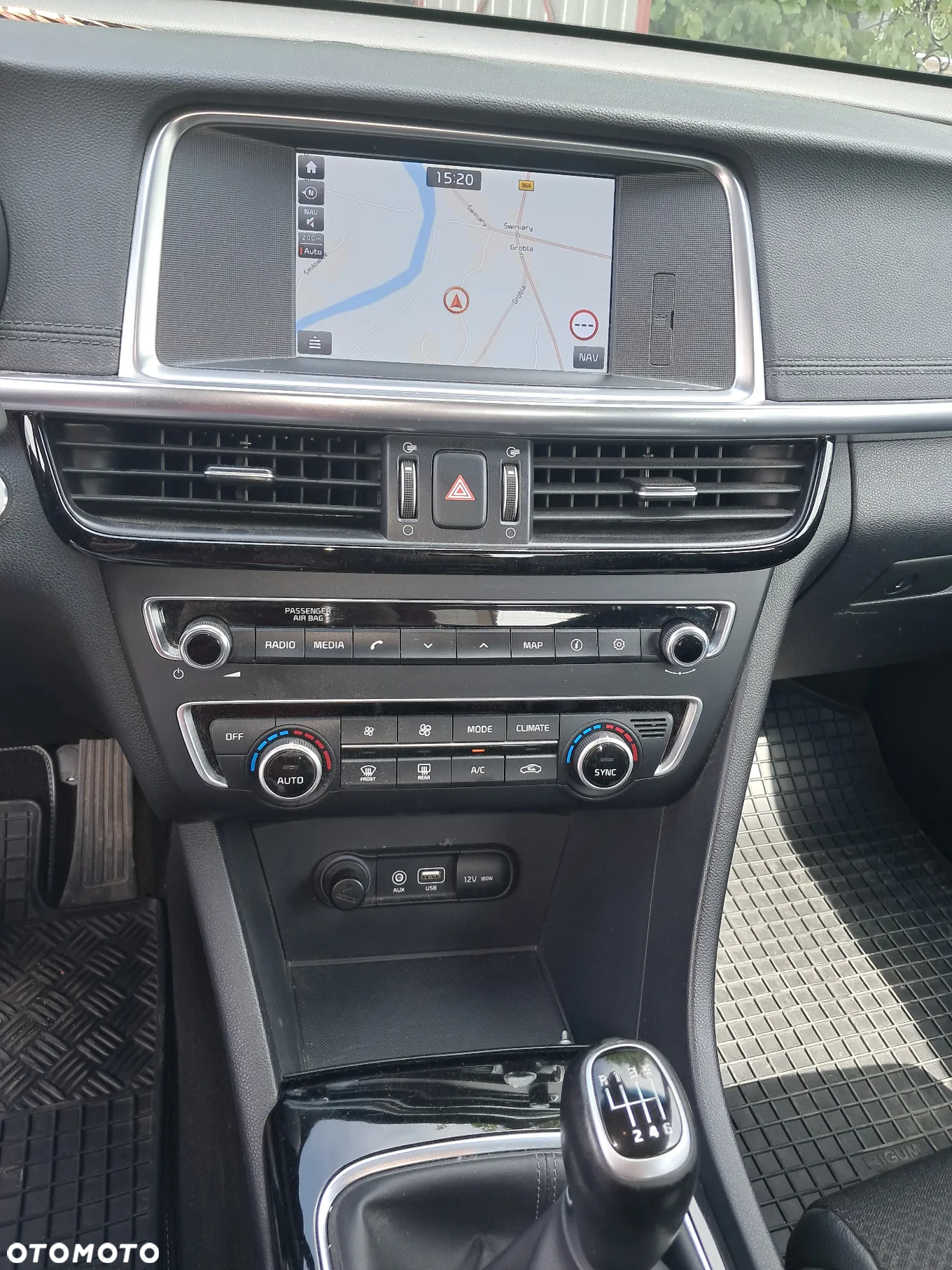 Kia Optima 2.0 M - 8