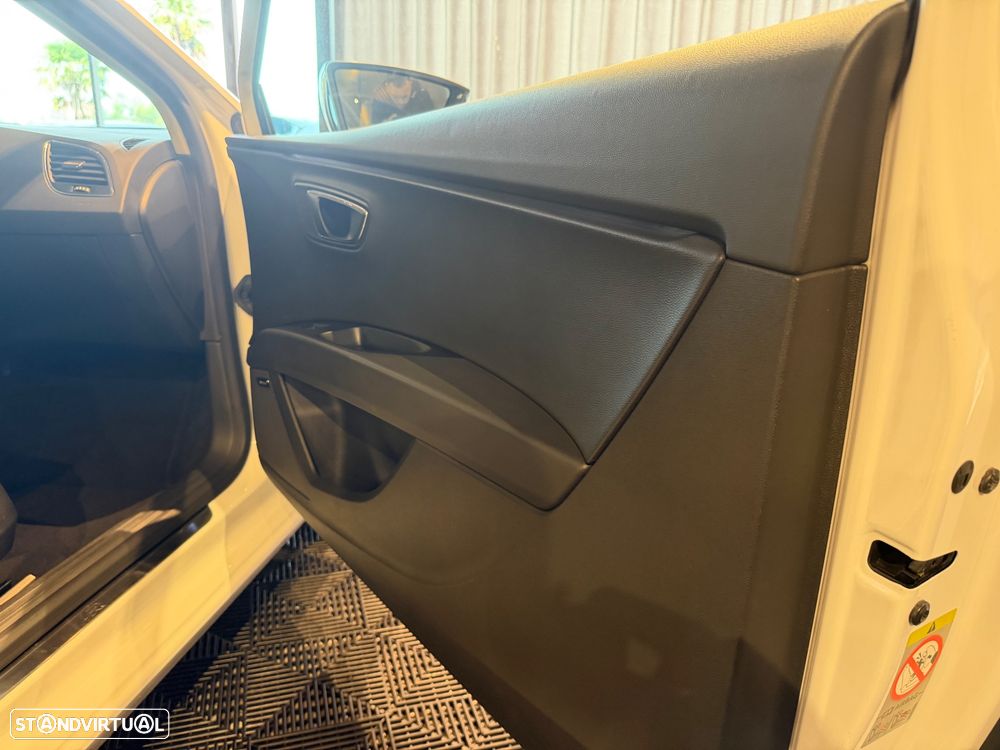 SEAT Leon SC 2.0 TDI DPF S&S DSG FR - 31