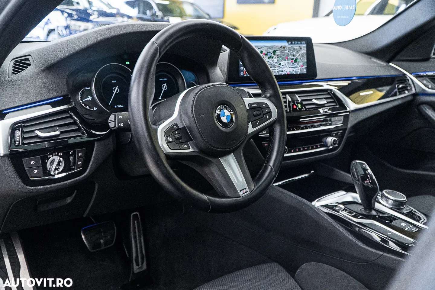 BMW Seria 5 520d Aut. M Sport Edition - 14