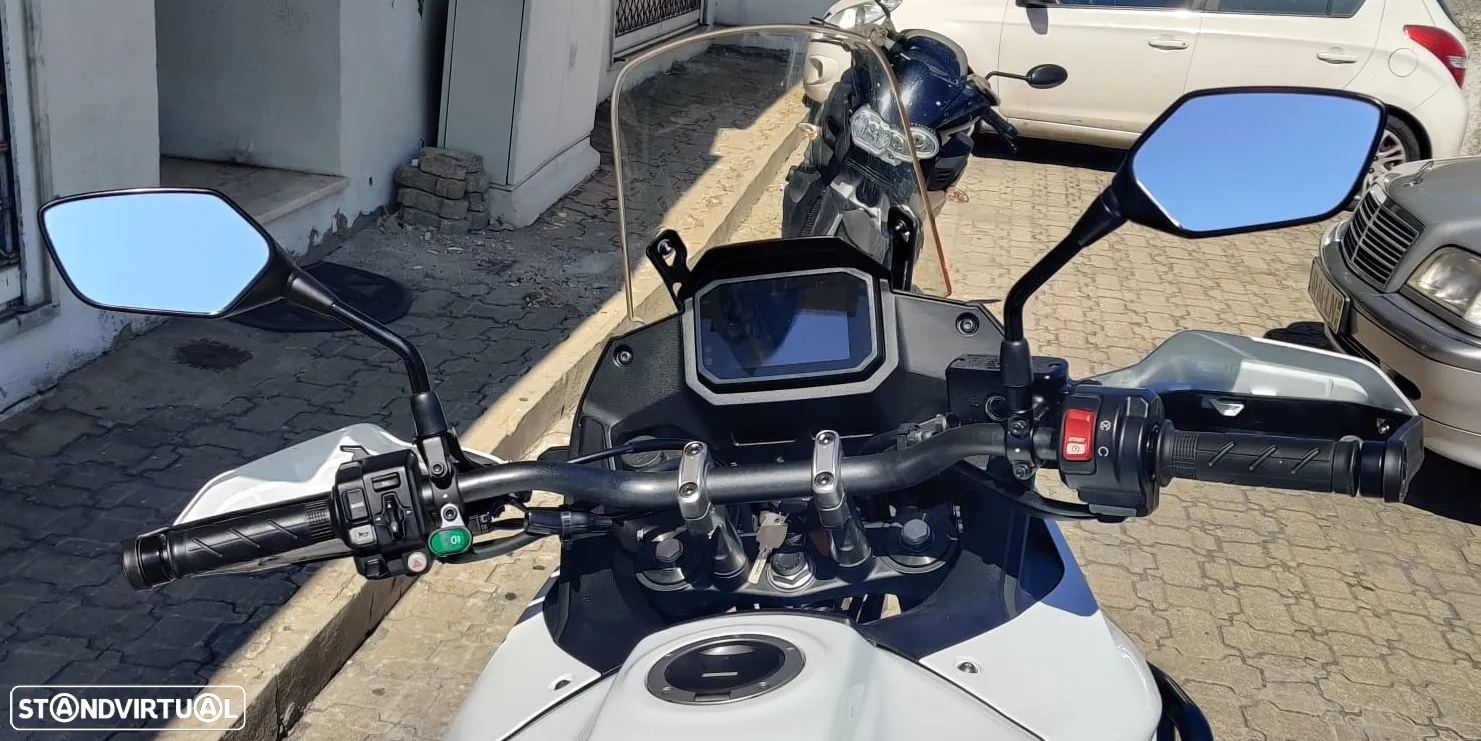 Honda Transalp 750 - 11
