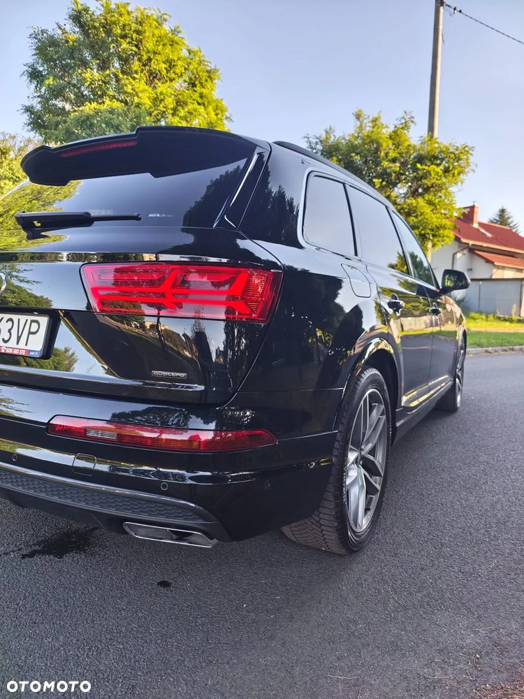 Audi Q7 50 TDI mHEV Quattro Black Edition Tiptr - 17