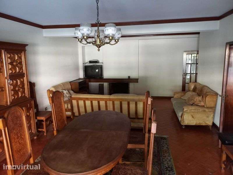 Apartamento T4 no centro de Guimaraes para arrendar - Grande imagem: 2/10