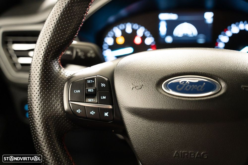 Ford Focus SW 1.0 EcoBoost MHEV ST-Line - 20