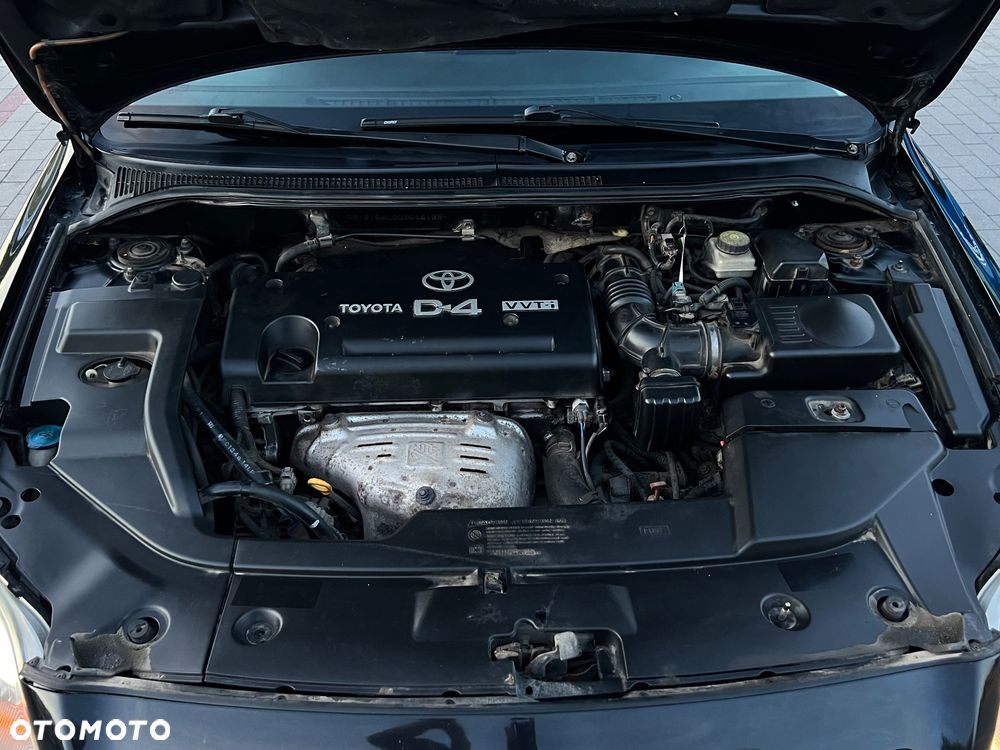 Toyota Avensis 2.0 VVT-i Automatik Executive - 22