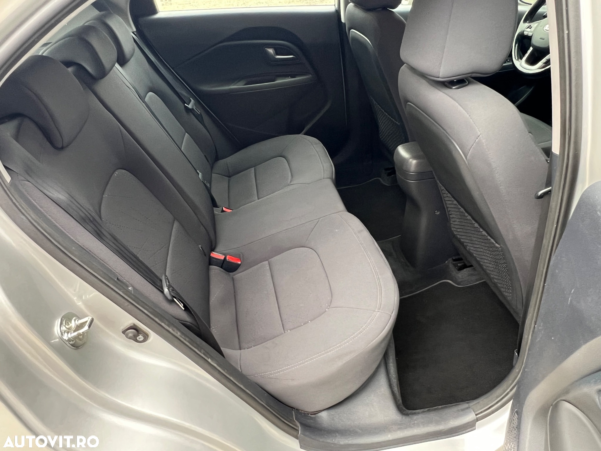Kia Rio 1.4 CRDI Spirit - 15