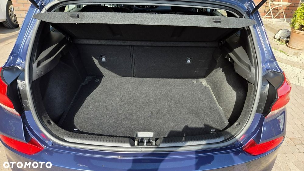 Hyundai i30 1.4 Comfort - 11
