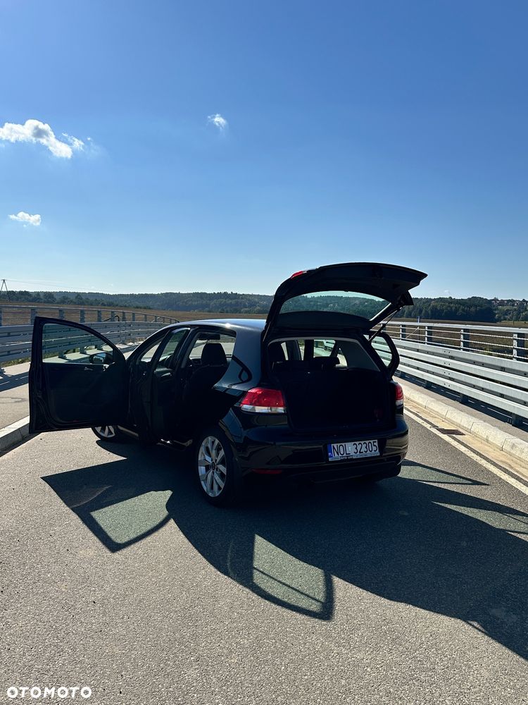 Volkswagen Golf - 10