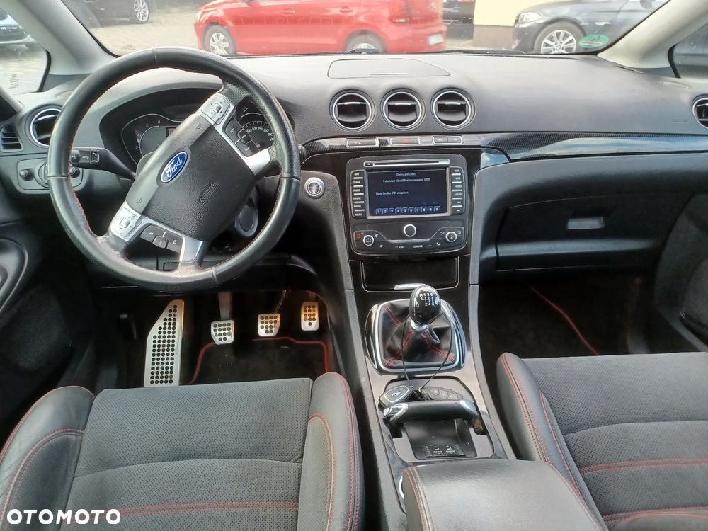 Ford S-Max 2.0 TDCi DPF Titanium - 6