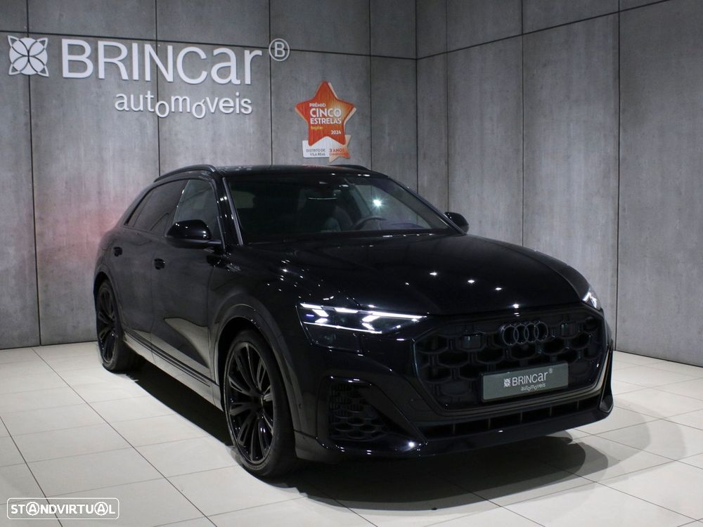 Audi Q8 55 TFSIe quattro Tiptronic - 12