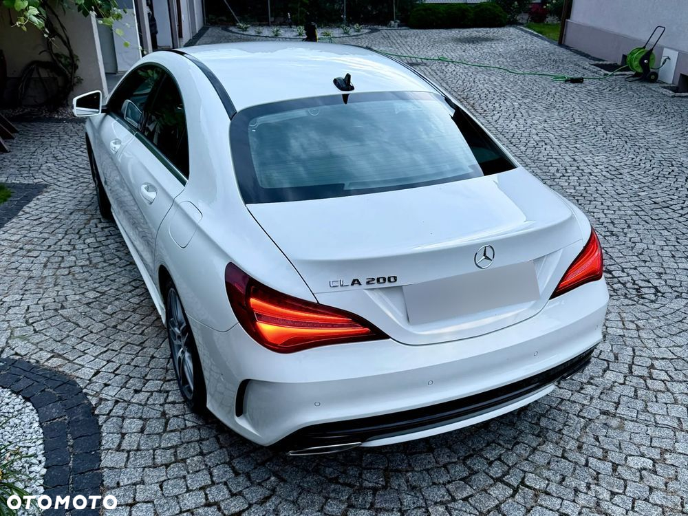 Mercedes-Benz CLA 200 7G-DCT AMG Line - 5