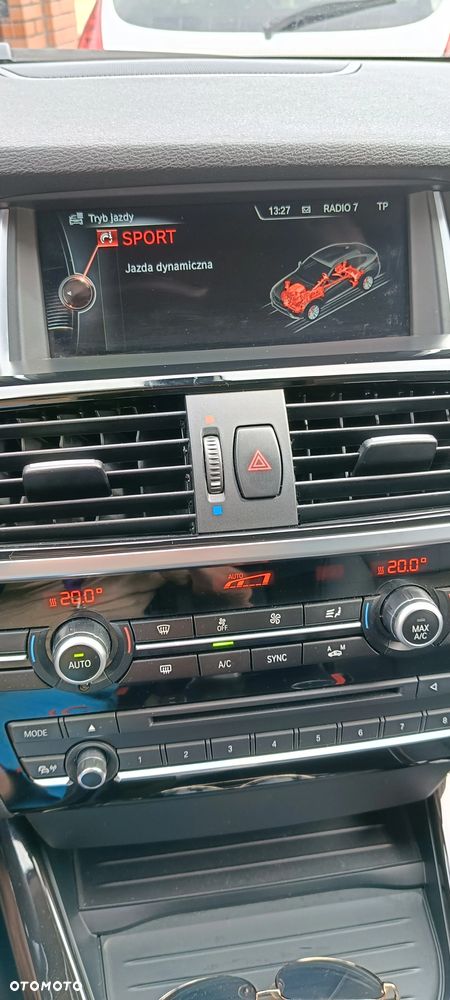 BMW X4 xDrive20i - 17